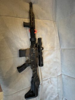 AR 15 .223 REM, FBT