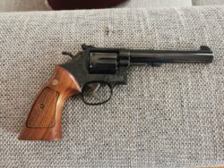 Smith und Wesson Revolver 14-4