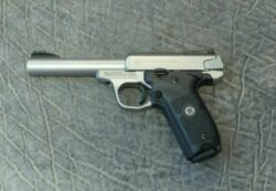Smith & Wesson 22 Victory